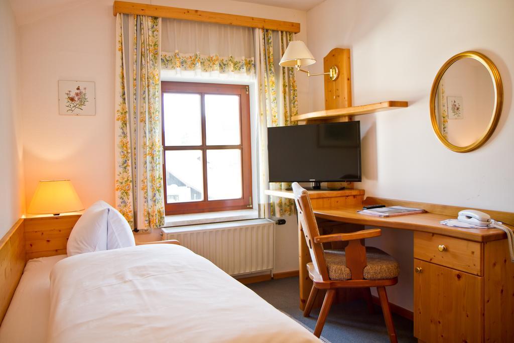 Gasthof-Hotel Bramosen Weyregg Rom bilde